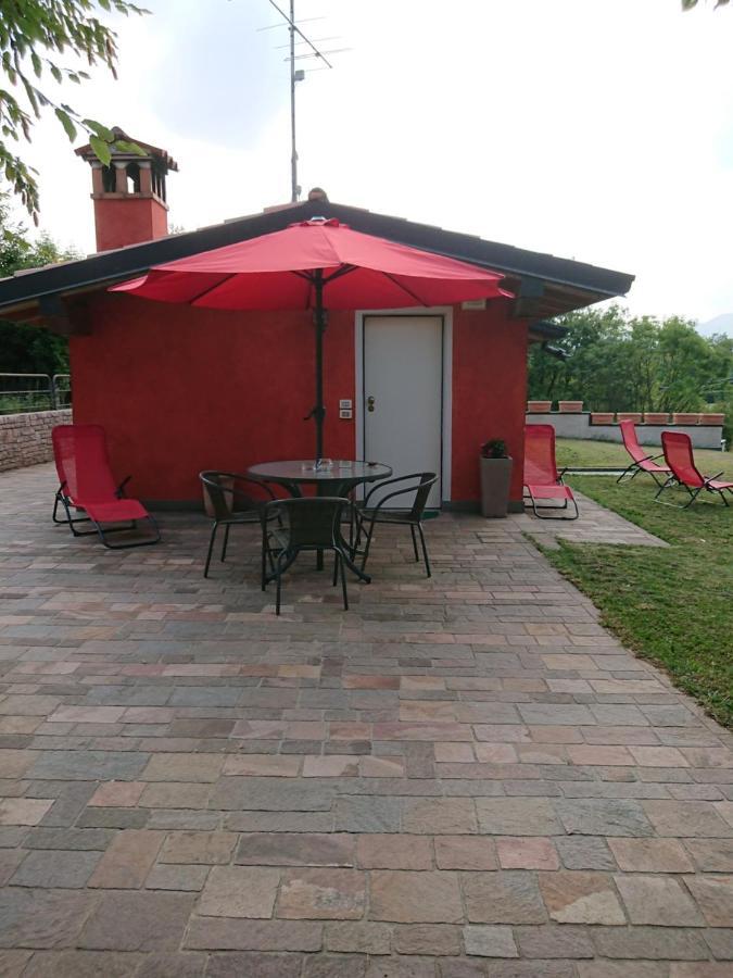 Il Carpino Bianco Bilocale Apartamento Puegnago Exterior foto