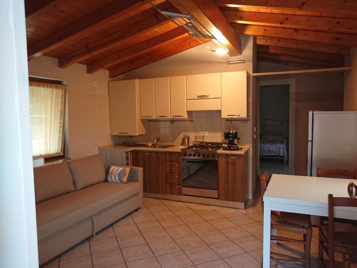 Il Carpino Bianco Bilocale Apartamento Puegnago Exterior foto